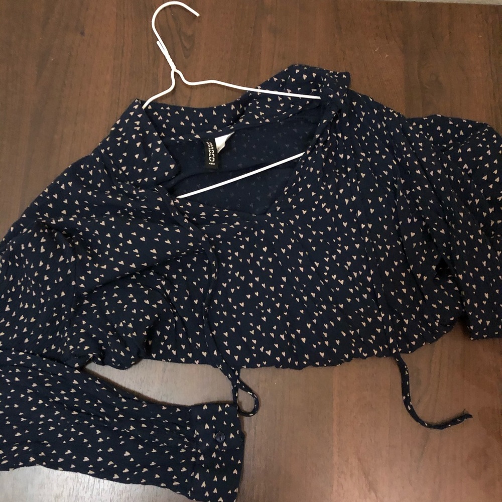 Forever21 top navy heart design blouse size 38